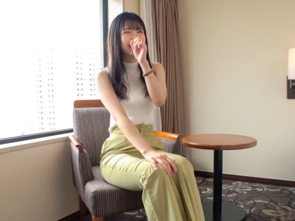【素人×淫乱ご奉仕】「緊張しちゃいますよこれ…♡」清楚な雰囲気のスレンダー美少女をメス堕ちドスケベセックス♡