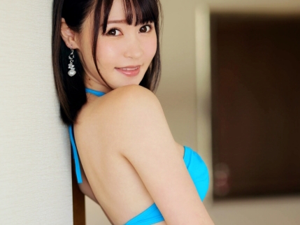 【色白お姉さんとラブラブH】 ねっとり絡み合う濃厚セックス！ 上でグラインド、騎乗位でイキまくり♡