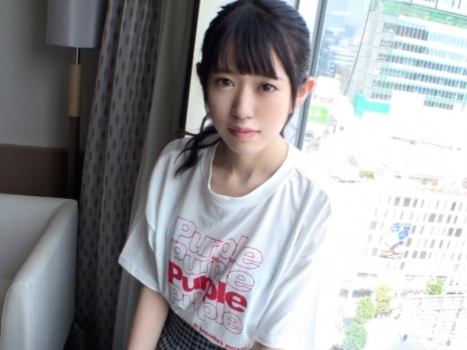 【童顔美少女のザーメンまみれ】 キュートな顔にぶっかけ！ 激ピストンでマンコを責めまくり、ザーメンで顔を汚す♡