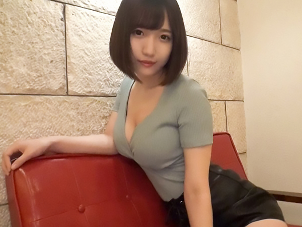 【お姉さんの生ハメ中出し天国】 素人パイパンお姉さんが正常位でイキまくり！ 濃厚ザーメンで美ボディを汚される♡