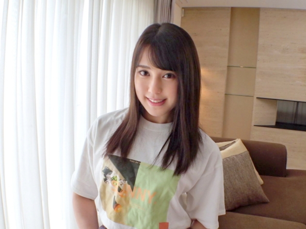 【無毛美少女の敏感マ○コ】『気持ち良すぎる…』スベスベのパイパン娘がねっとり愛撫でトロトロに！ビンビンチ○ポで激ピストンされ、喘ぎ声が止まらない！♡