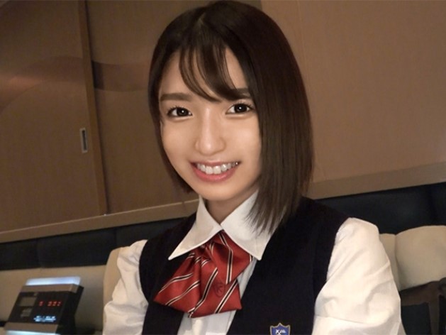 【制服美少女の過激な誘惑】『見て…ここ、ヌルヌルだよ♡』おまんこもアナルも丸見えのくぱぁで挑発！ちんぽを飲み込むヌルヌルまんこが激しく悶える！制服姿で大胆に乱れる姿がエロすぎる！