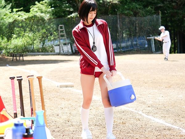 【巨乳マネージャーの危険なご奉仕】『みんなの疲れ、私が癒すね…』Fカップの野球部マネージャーが、部員たちの性欲処理に！？ ねっとりフェラから乱交まで、肉便器と化した彼女がヤリまくる！！