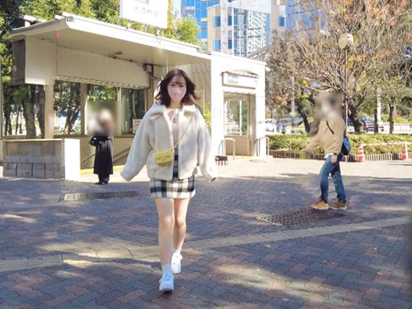 【性欲モンスターの正体】『もっと奥まで…』清楚系素人がデカチンに夢中！ジュボジュボ音を立ててしゃぶり尽くすエロすぎるフェラチオ♡