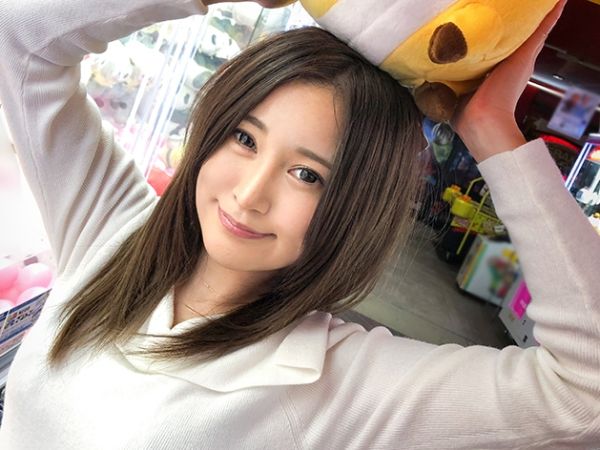 【寝起き即ハメ】『えっ、これって…』23歳素人娘がまさかのAVデビュー!寝ぼけ眼で生チンを挿入され、中出し連発で絶頂しまくり!無防備な姿がエロかわいい♥