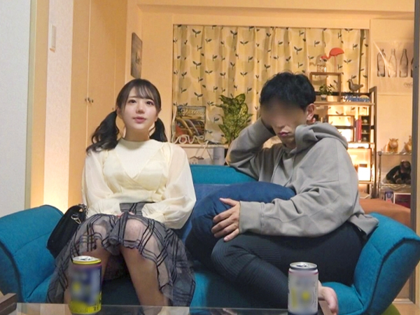 【隠し撮り♡アイドル級美少女】 プライベートな生々しいセックスを盗撮！ 激ピストンで乱れる姿は必見！