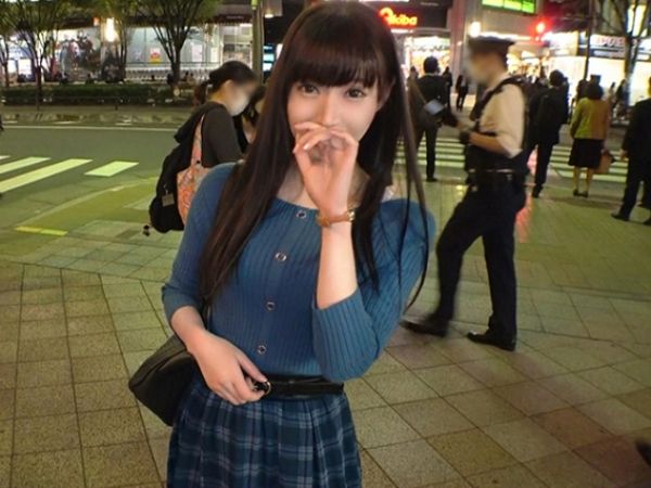 【街角ナンパ成功】長身スレンダー美人が久々のエッチで大洪水!声を掛けたら即OKのノリノリお姉さん、ご無沙汰オマ○コを刺激され我慢できずビシャビシャ潮吹き!激アツSEXで乱れまくる!♡