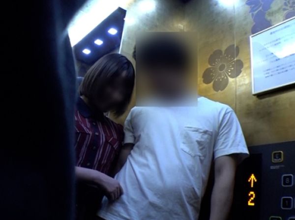 【JDカップルの秘密の夜】『バレちゃう…』現役女子大生モデルが彼氏とラブホでイチャイチャ！盗撮カメラが捉えた、ちっぱい美乳と敏感マンコの無防備セックス！♡ プライベートエロが丸見え！