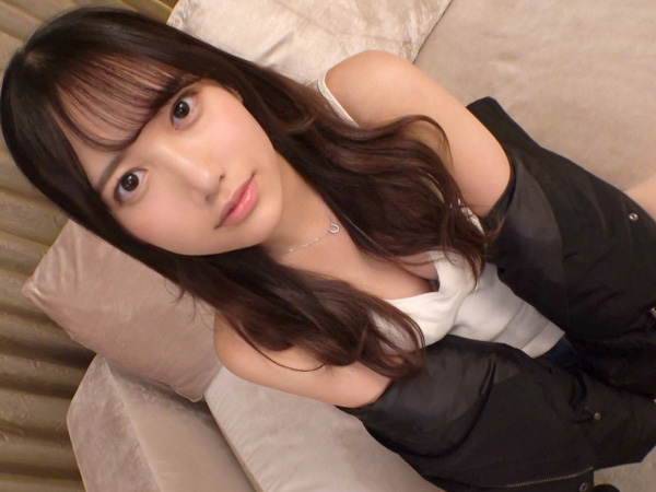 【配信女子の過激な本性】『気持ち良すぎる…』人気配信者がデカチンに夢中！戸〇恵〇香似の美女がカメラの前でおまんこヒクヒクさせながらイキまくる♡