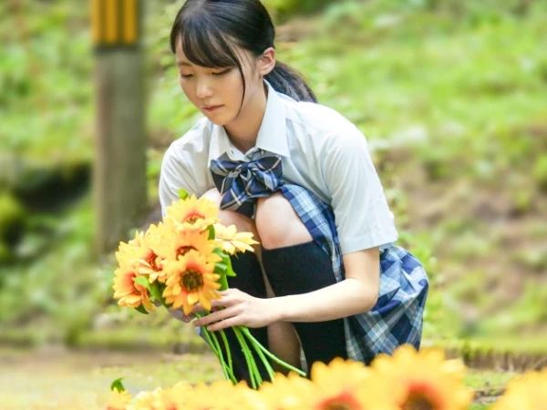 【幼馴染の身代わり調教】「気持ちいい…もうダメ…」汚いオッサンに拘束され、快楽に溺れる汗だくSEX！幼馴染を助けるため、身代わりになった美少女が淫らに開発される！