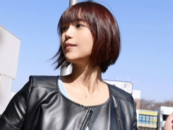 【三十路人妻の裏の顔】『養育費のため…』なんて嘘ついてAV出演する人妻！実は旦那とのセックスじゃ物足りない、欲求不満の淫乱ビッチだった！本能むき出しのセックスに悶絶必至！
