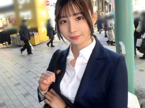 【黒パンストOLナンパ】スーツ姿の美脚お姉さんをゲット！パンスト破いてムチムチお尻をバックから激突きピストンで感じさせちゃう♡