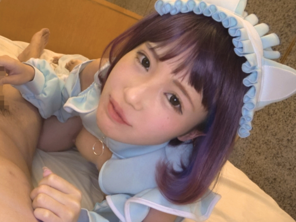 【コスプレ店内SEX】『おちんちんください…』店内衣装でオーナーを誘惑する嬢！可愛い顔で中出し懇願、店内で禁断のエロプレイに没頭！！
