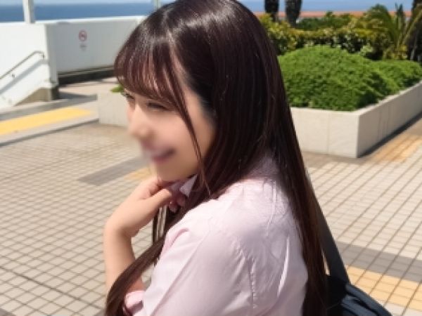 【軽音部美少女と昼間からホテルでコスプレSEX】網タイツにポリス、逆バニーとコスプレ三昧！フェラでご奉仕、パイズリで悶絶！昼間からエロかわセフレとハメ撮り三昧のドキドキ体験♡