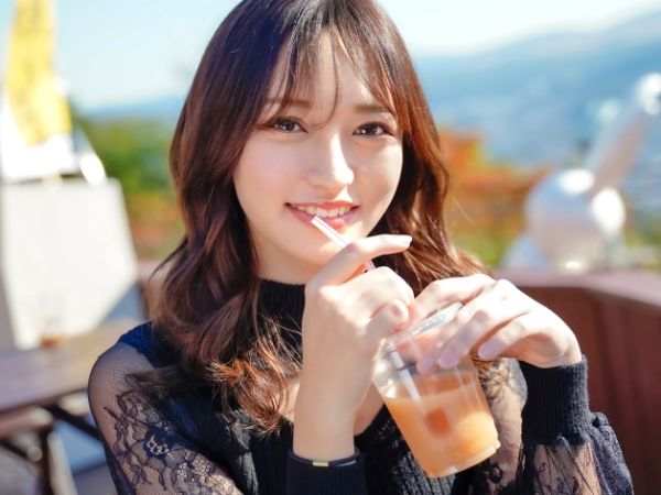 【プリケツ美少女と貸切温泉】『気持ち良すぎる…』超スレンダーな無毛パイパン娘と2人きりの旅！温泉で火照ったカラダを猛烈腰振りで激しく交わり、連続絶頂でイキまくるエロティックな温泉セックス！♨️